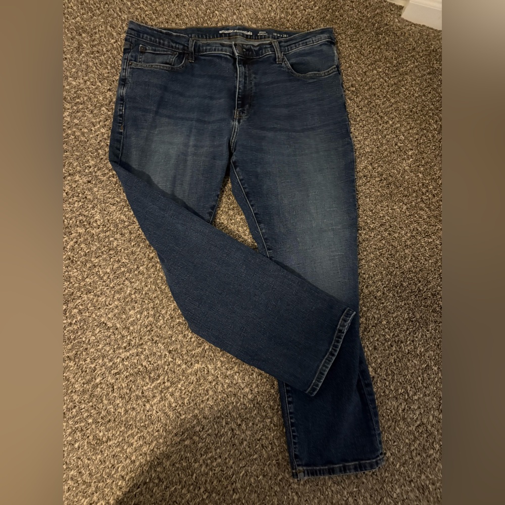 GUC men’s Amazon essentials 38 x 28 athletic jeans